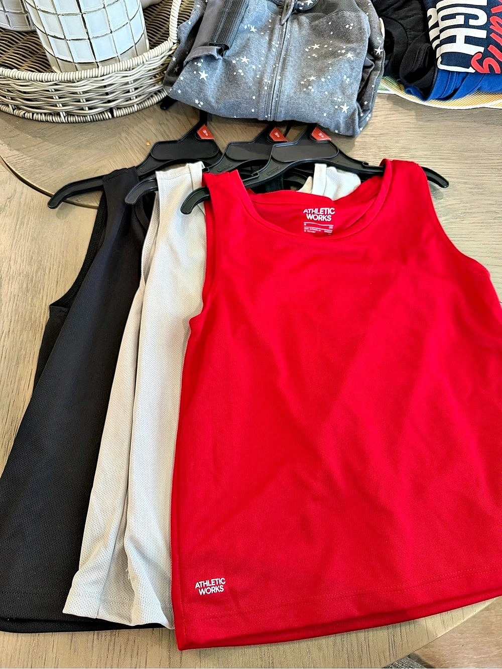 Athletic Works AW Opp Tank Athletic Tank Top in Red Size Medium NWT